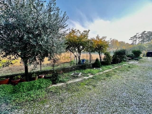 Casa in vendita a Calcinate, Lombardia