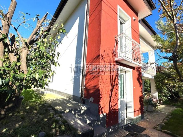 Casa in vendita a Unione Montana di Comuni delle Valli di Lanzo, Ceronda e Casternone, Piemonte