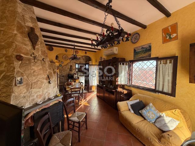 Casa in vendita a Acireale, Sicilia