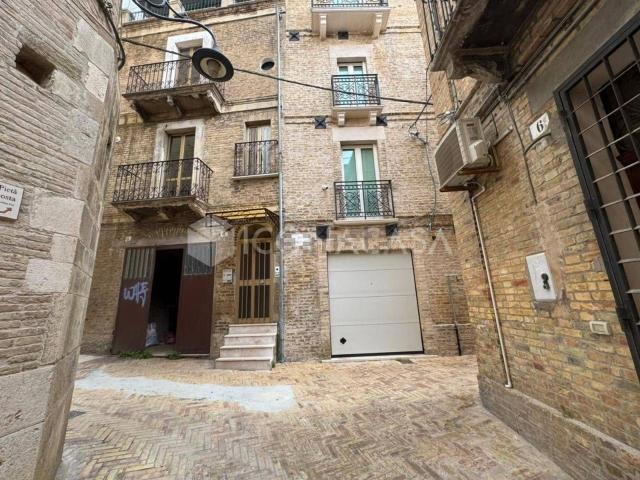 Casa in vendita a Centro Storico, Vasto