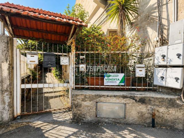 Casa in vendita a Picanello-Ognina-Barriera-Canalicchio, Catania
