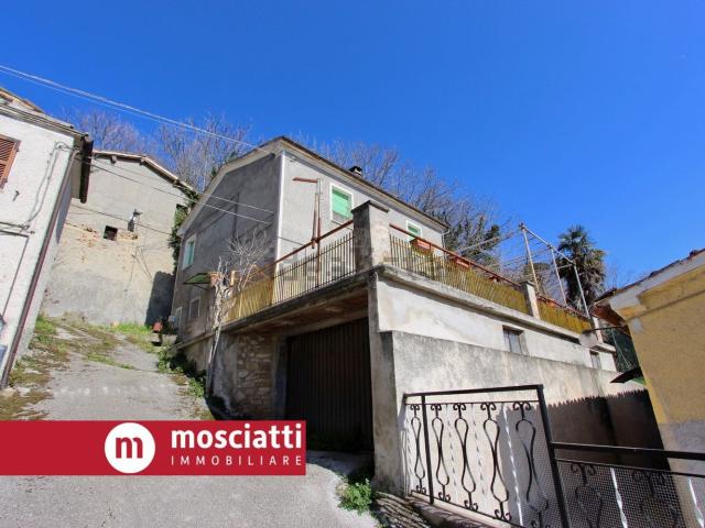 Casa in vendita a Marche, Macerata