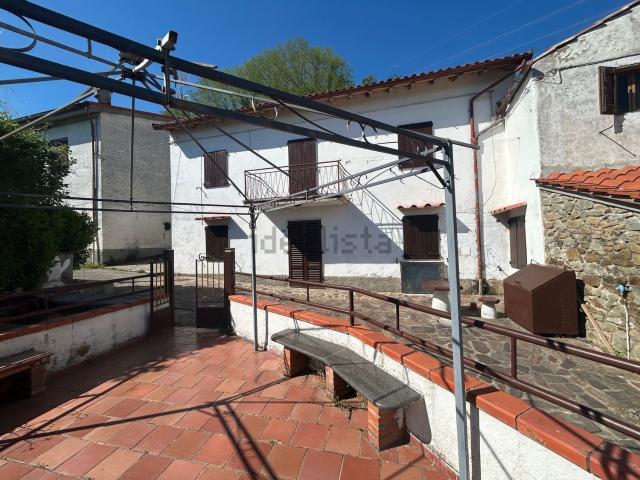 Casa in vendita a Marliana, Toscana