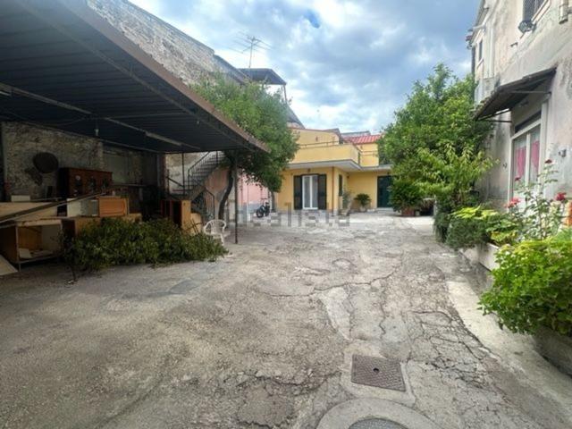 Casa in vendita a Carinaro, Campania