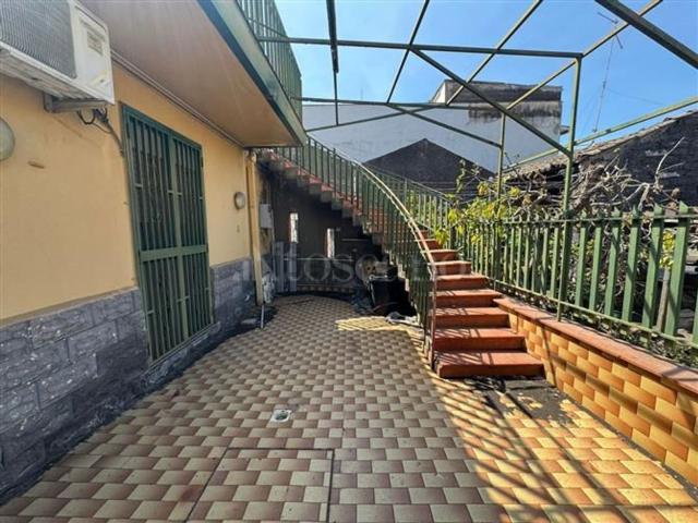Casa in vendita a Monte Po-Nesima-San Leone-Rapisardi, Catania