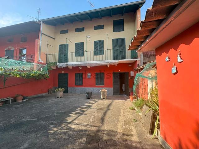 Casa in vendita a Piemonte, Vercelli
