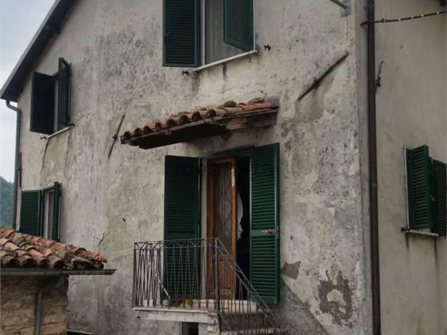 Casa in vendita a Unione Comuni Garfagnana, Camporgiano