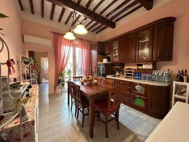 Casa in vendita a Pisa, Toscana
