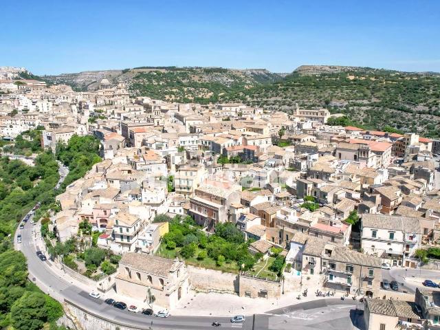 Casa in vendita a Ragusa Ibla, Ragusa