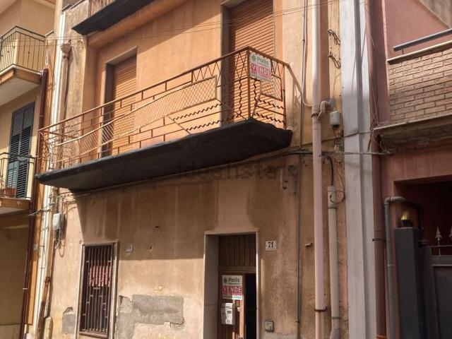 Casa in vendita a Carlentini, Siracusa