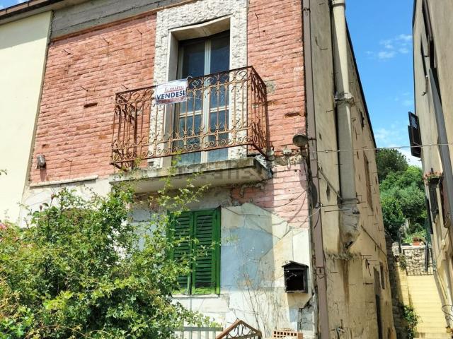 Casa in vendita a Toro, Molise