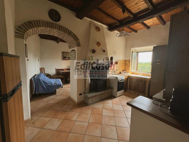 Casa in vendita a Bomarzo, Lazio