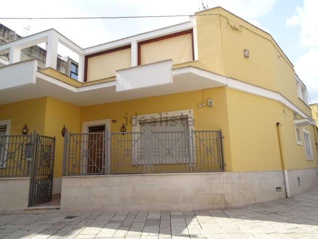 Casa in vendita a Puglia, Bari