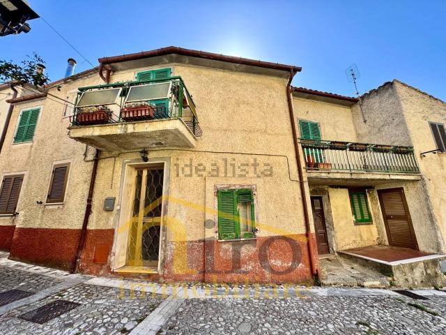 Casa in vendita a Carpineto Della Nora, Abruzzo