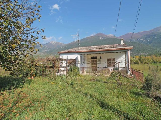 Casa in vendita a Balsorano, Abruzzo