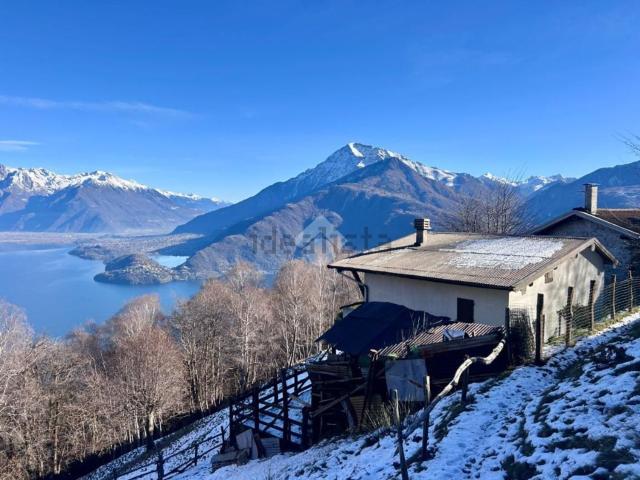 Casa in vendita a Pianello Del Lario, Lombardia