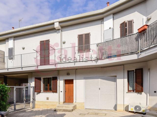 Casa in vendita a Cabiate, Como