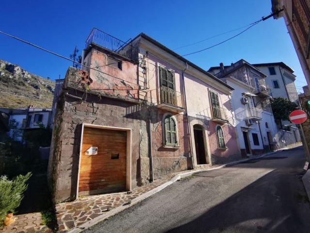 Casa in vendita a Roccasecca, Frosinone