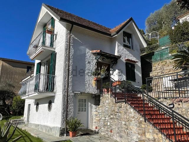 Casa in vendita a San Massimo, Rapallo