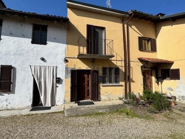 Casa in vendita a Ottobiano, Lombardia