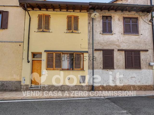 Casa in vendita a Beregazzo, Beregazzo con Figliaro