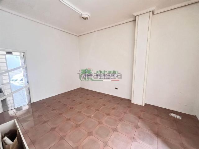 Casa in vendita a Comiso, Sicilia
