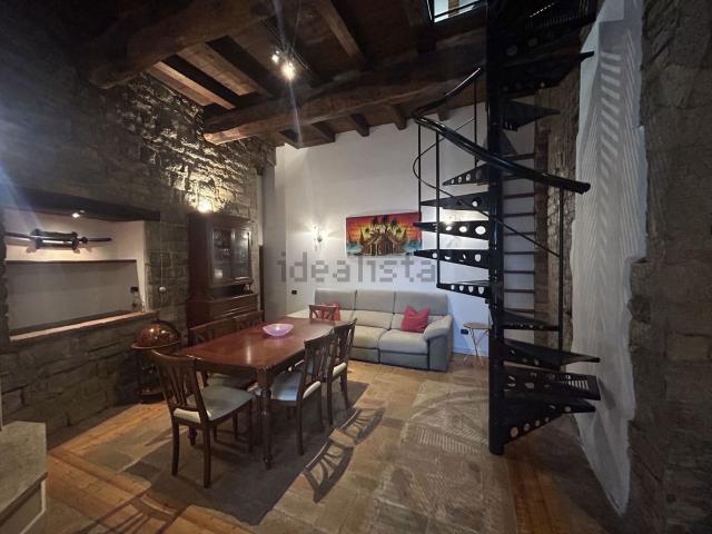 Casa in vendita a Magione, Umbria