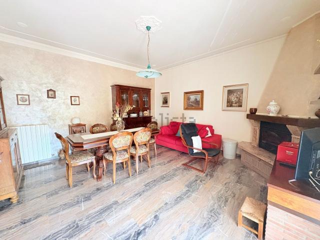 Casa in vendita a Unione dei comuni del Distretto Ceramico, Fiorano Modenese