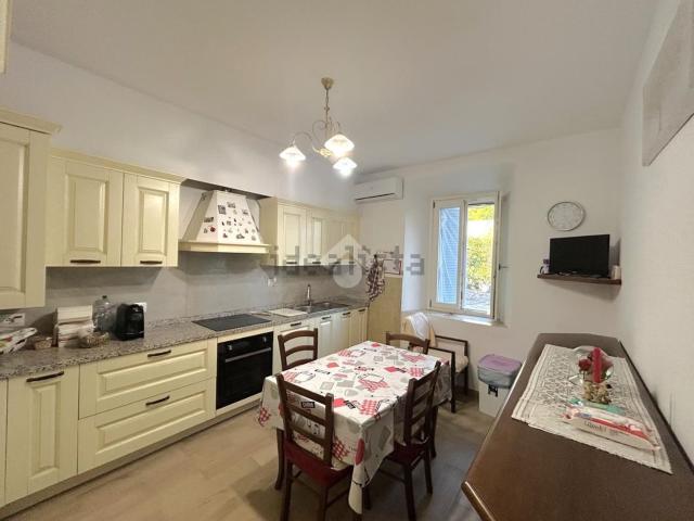 Casa in vendita a Canapale, Pistoia