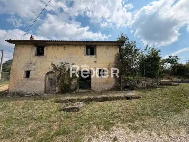 Casa in vendita a Pietravairano, Caserta