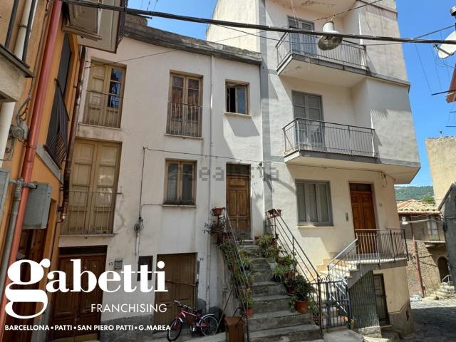 Casa in vendita a San Piero Patti, Sicilia