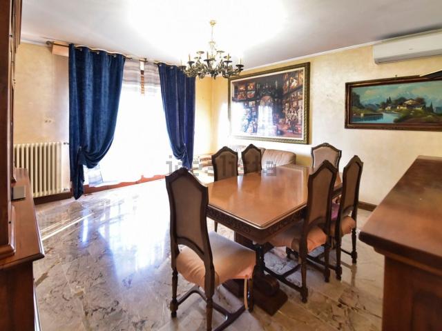 Casa in vendita a Monza