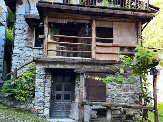 Casa in vendita a Piateda, Lombardia