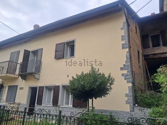 Casa in vendita a Comunità Montana della Valle Brembana, Zambla Bassa