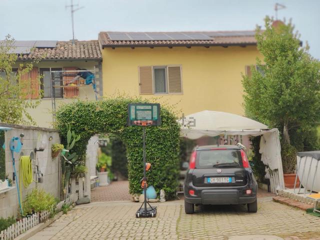 Casa in vendita a Gambolò, Lombardia
