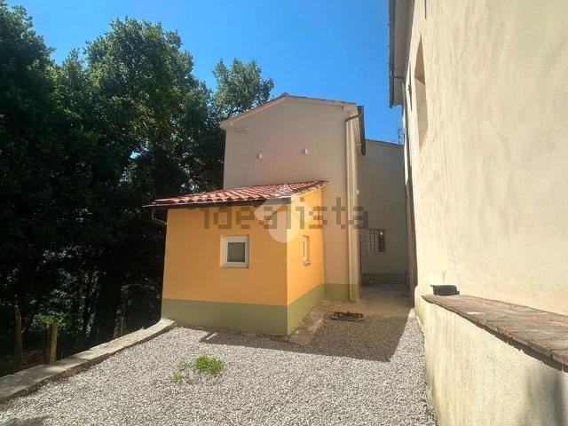 Casa in vendita a Pistoia, Toscana