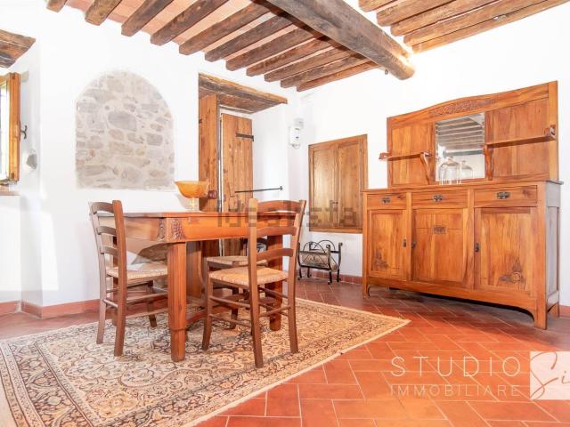 Casa in vendita a Pistoia, Toscana