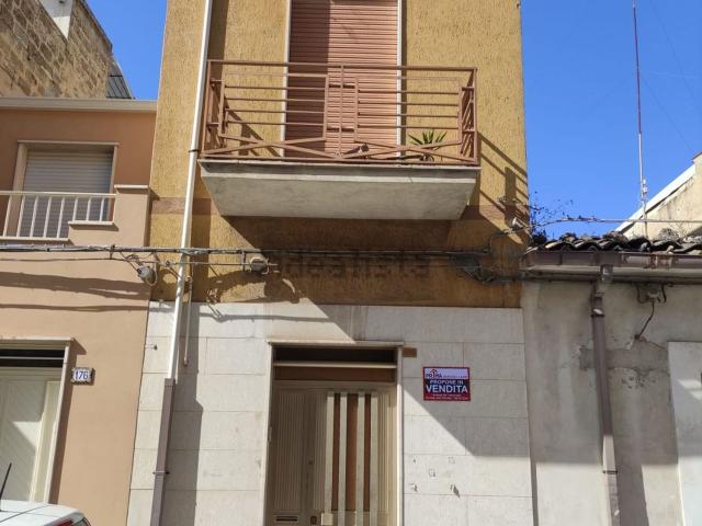 Casa in vendita a Vittoria, Sicilia
