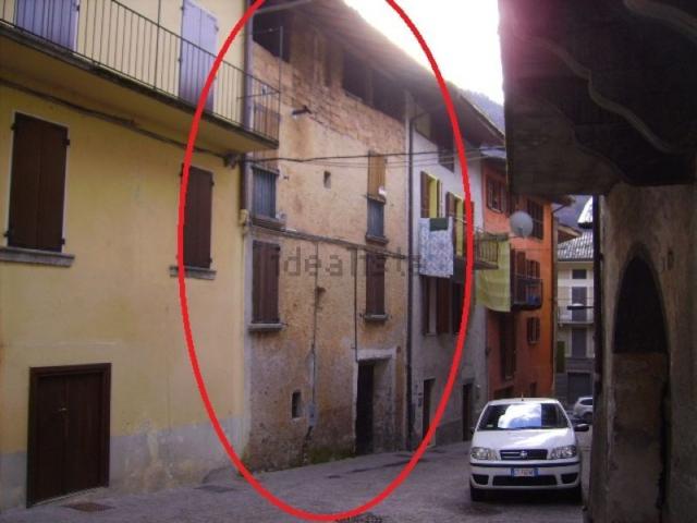 Casa in vendita a Comunità montana della Valle Sabbia, Lavenone