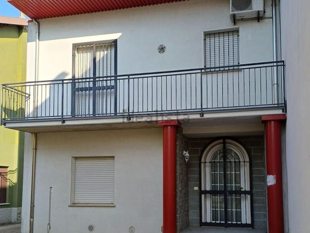 Casa in vendita a Caravaggio, Lombardia