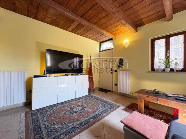 Casa in vendita a Ponte Rio, Monterado