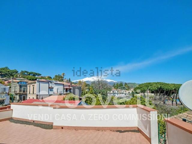 Casa in vendita a Trecastagni, Sicilia