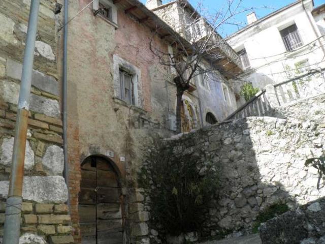 Casa in vendita a Scurcola Marsicana, Abruzzo