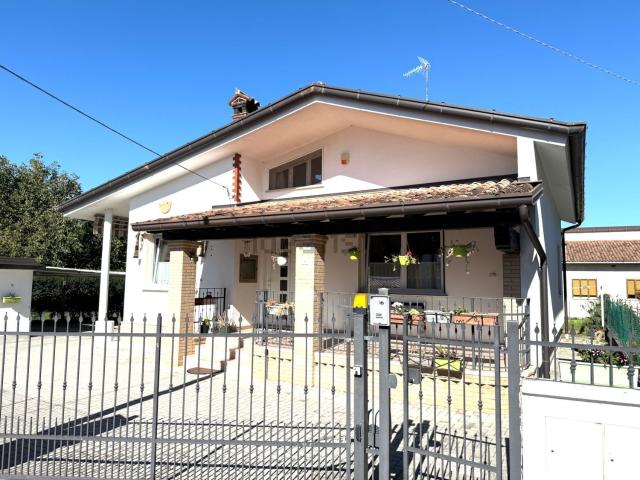 Casa in vendita a Ruda / Rude, Udine / Udin / Videm