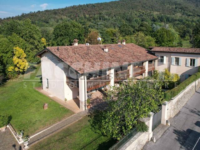 Casa in vendita a Zona Nord, Brescia