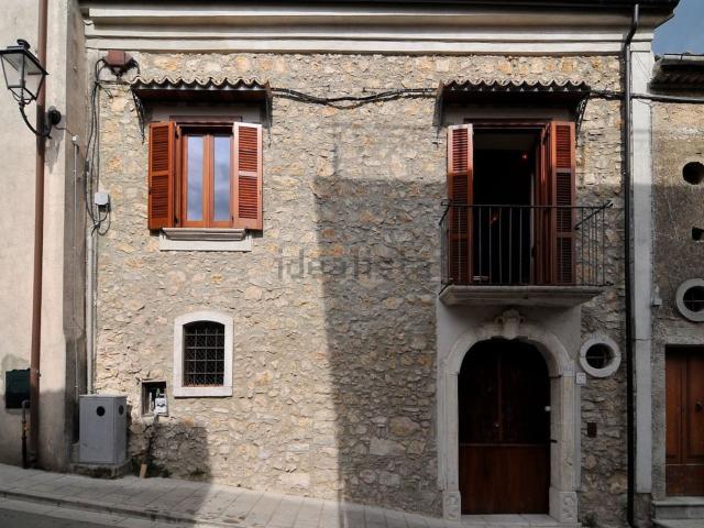 Casa in vendita a Cerreto, Lapio