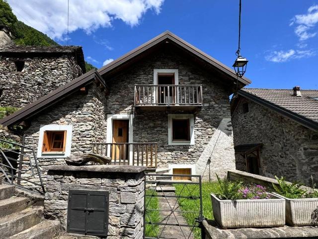 Casa in vendita a Bannio Anzino, Piemonte