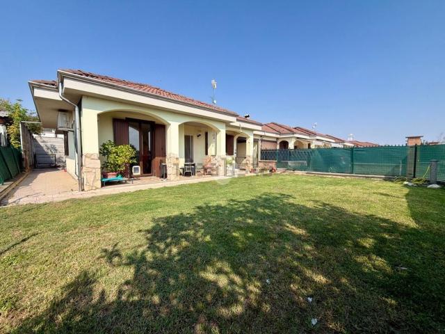 Casa in vendita a Campagna, Crescentino