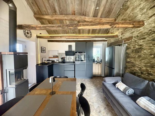 Casa in vendita a Gravedona ed Uniti, Gravedona