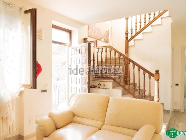 Casa in vendita a Nova Milanese, Lombardia